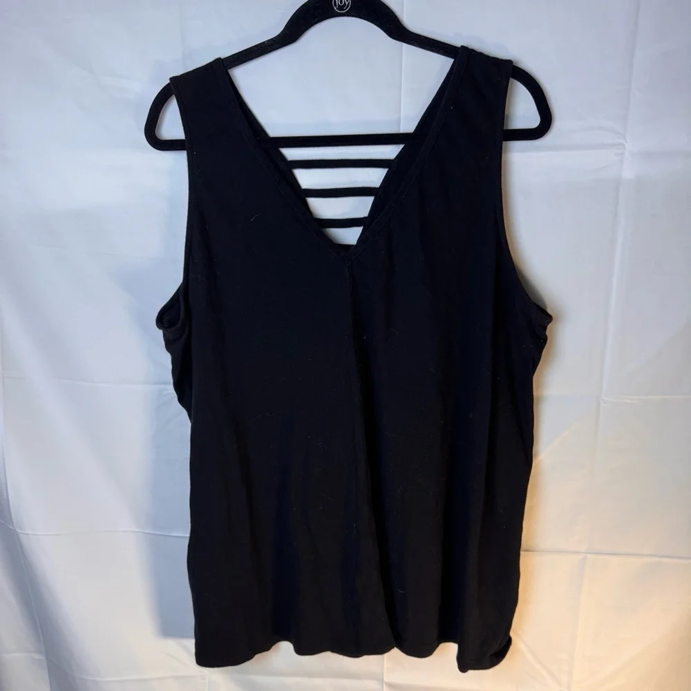 Black Sleeveless Top